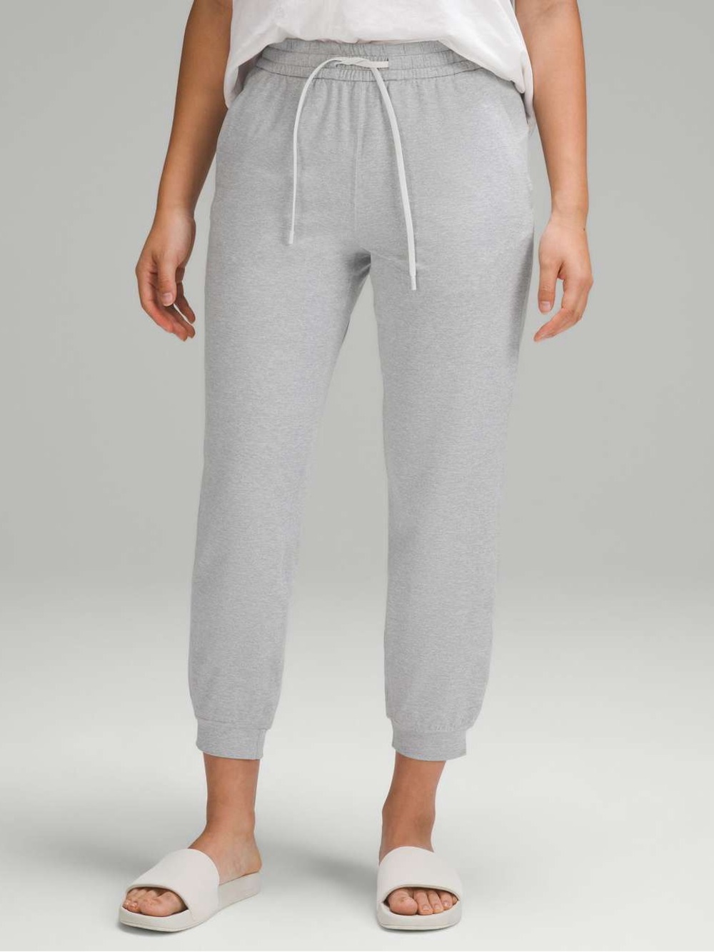 Lululemon Soft Jersey Classic-Fit Mid-
Rise Jogger